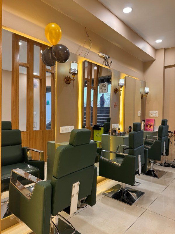 Styling stations inside MARK Salon, Hoshiarpur