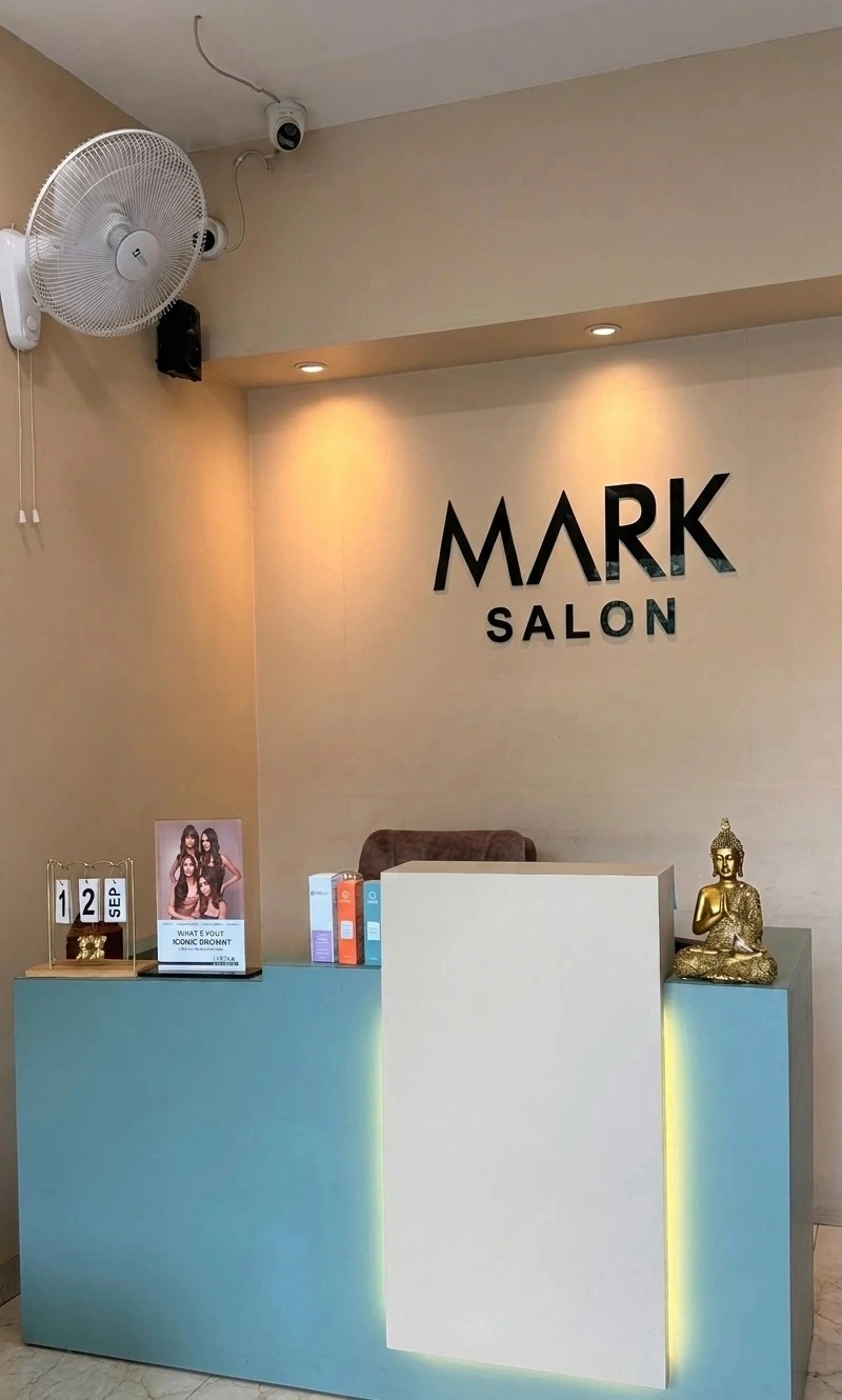 Reception of Mark Salon & Academy, the best ladies salon in Hoshiarpur